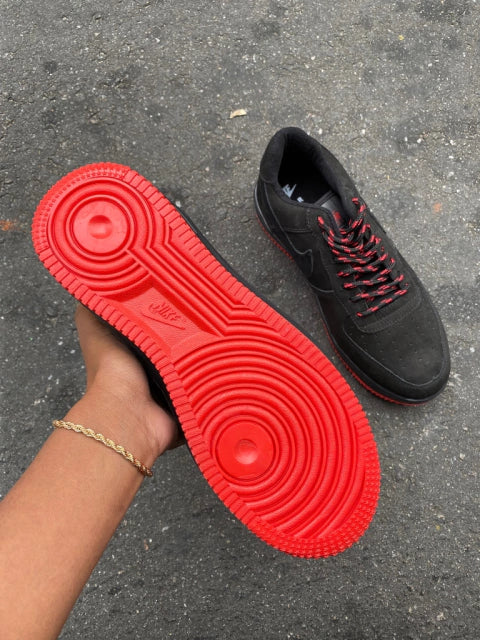 Air Force 1 ´07  ´suede sole red`