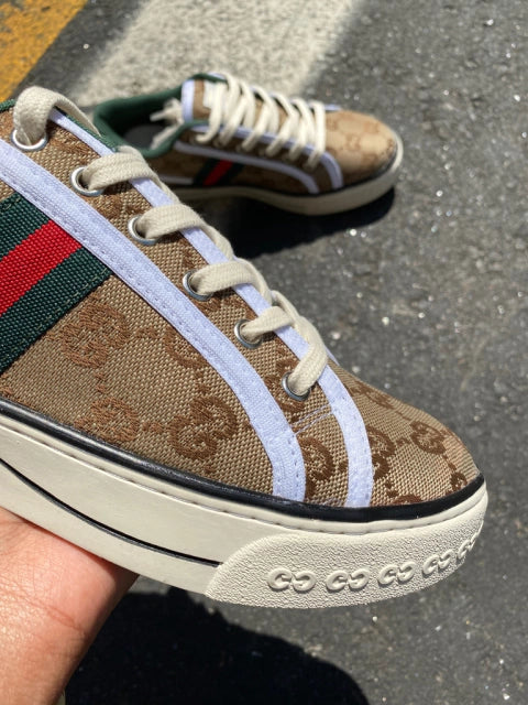 Gucci (Cano baixo)