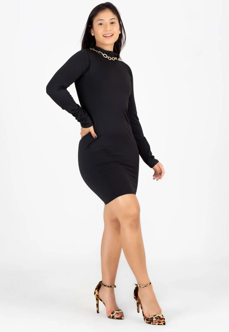 Vestido Feminino Manga Longa e Gola Alta Tubinho Preto