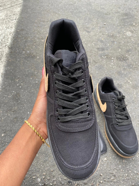 NIKE AIR FORCE 1 LOW X TRAVIS SCOTT
