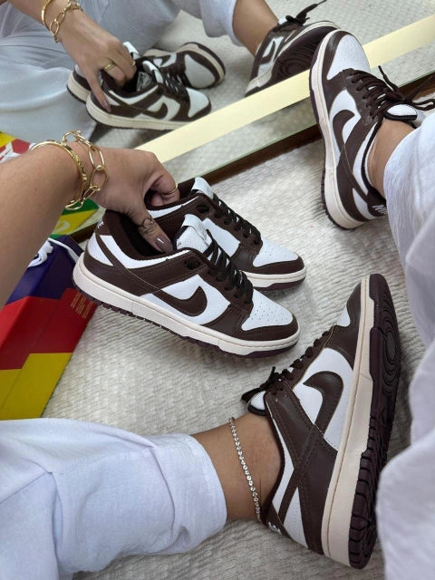 Dunk Low SB
