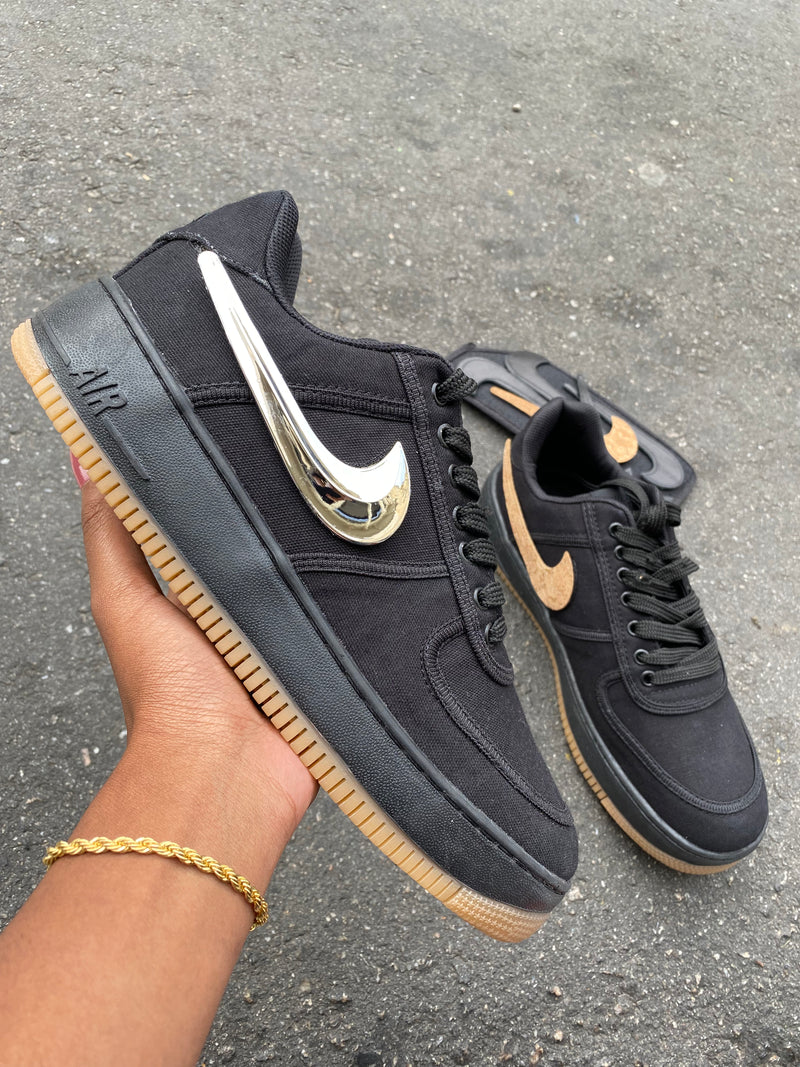NIKE AIR FORCE 1 LOW X TRAVIS SCOTT