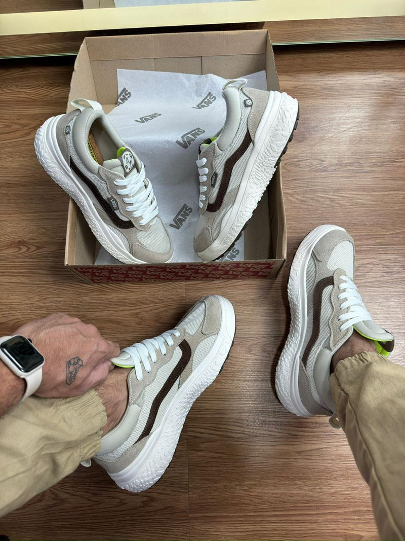 Neo Vans VR3