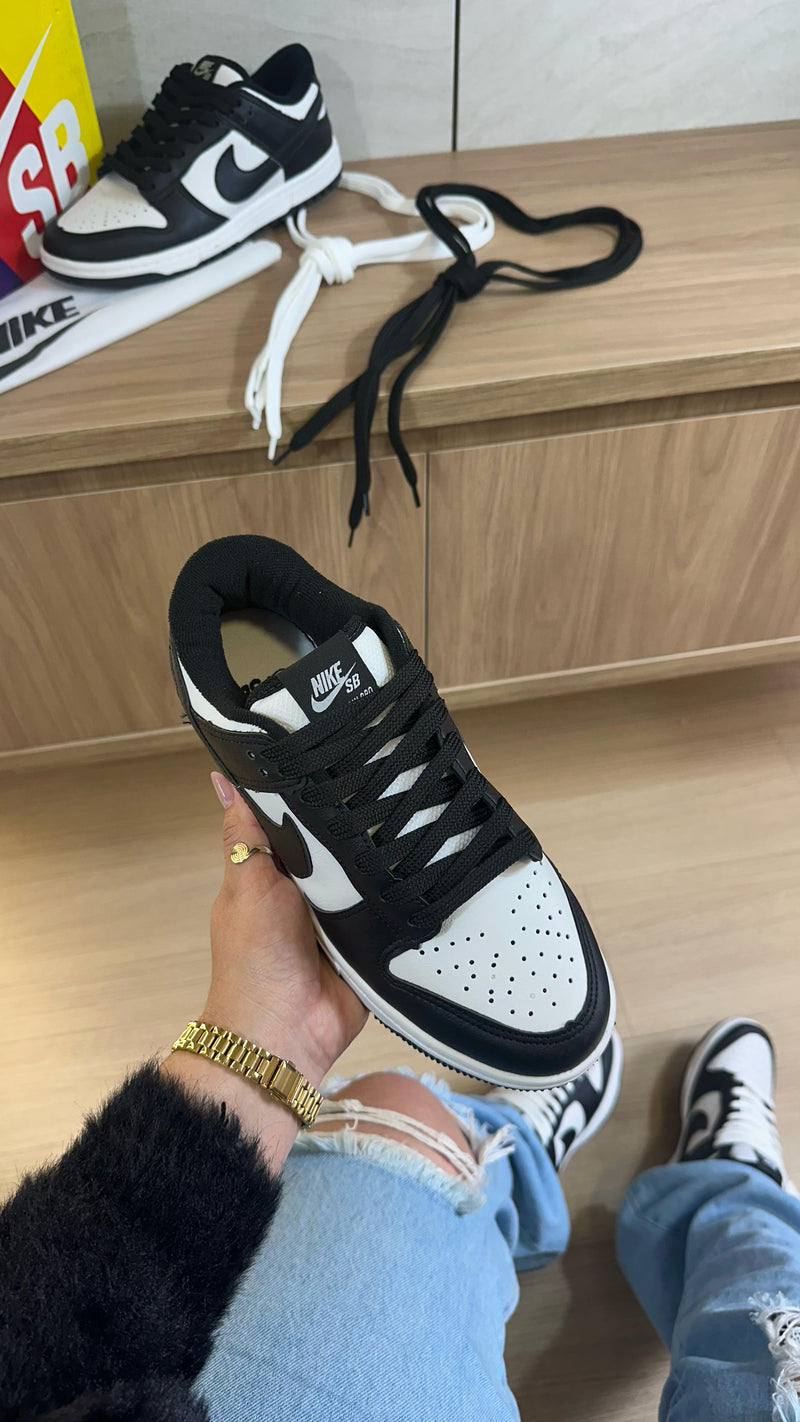 Nike dunk low