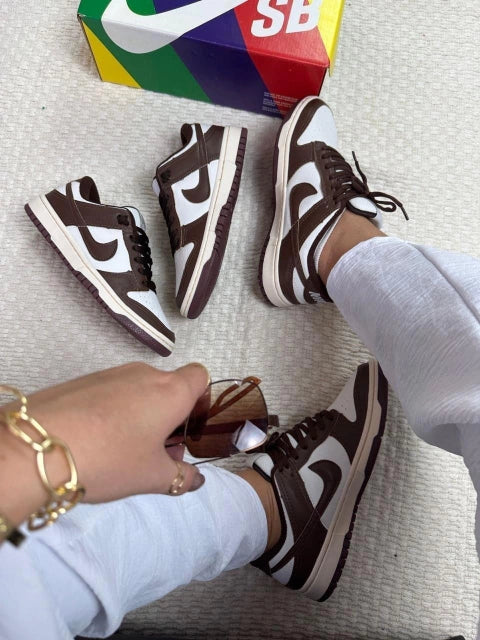 Dunk Low SB