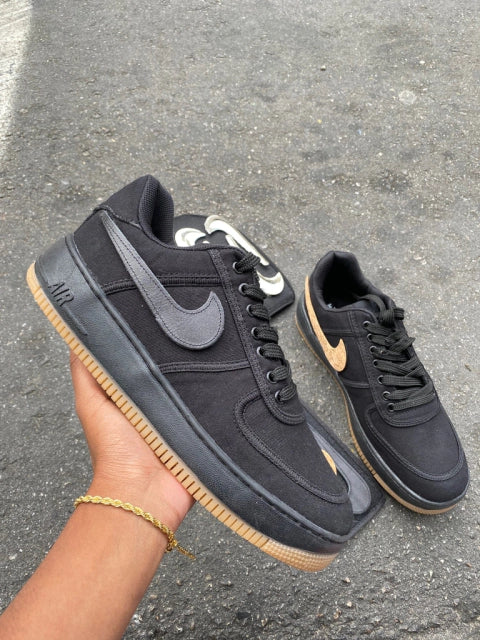 NIKE AIR FORCE 1 LOW X TRAVIS SCOTT