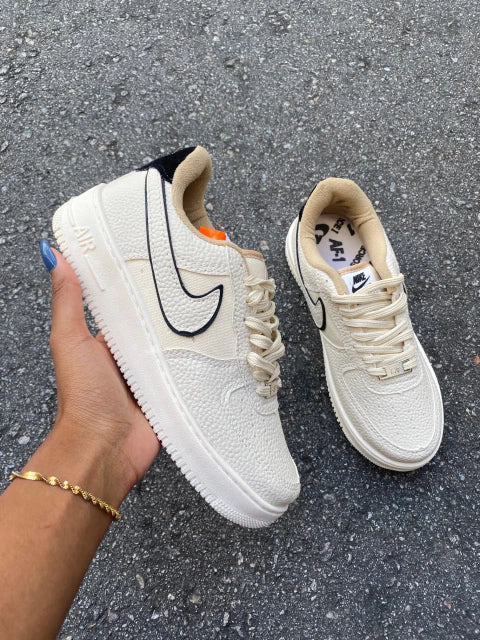 Air Force 1 ´´ cream black white``
