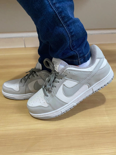 Dunk Low SB