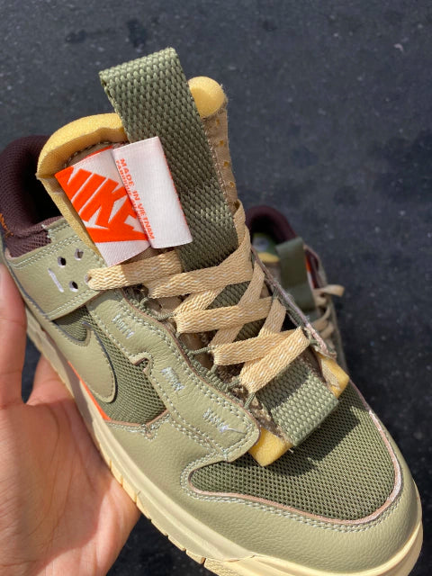 Dunk Low SB