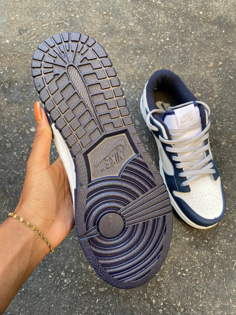Dunk Low SB