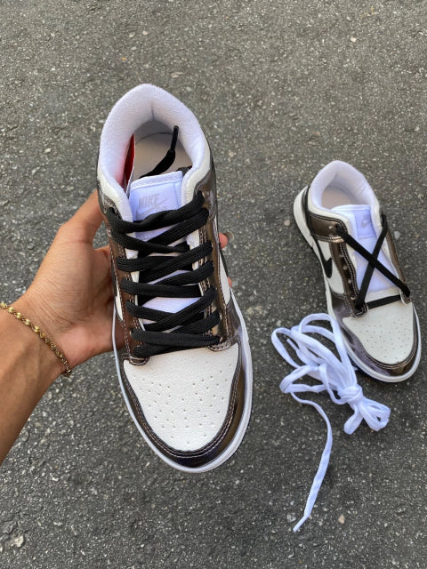 Dunk Low SB