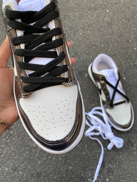 Dunk Low SB
