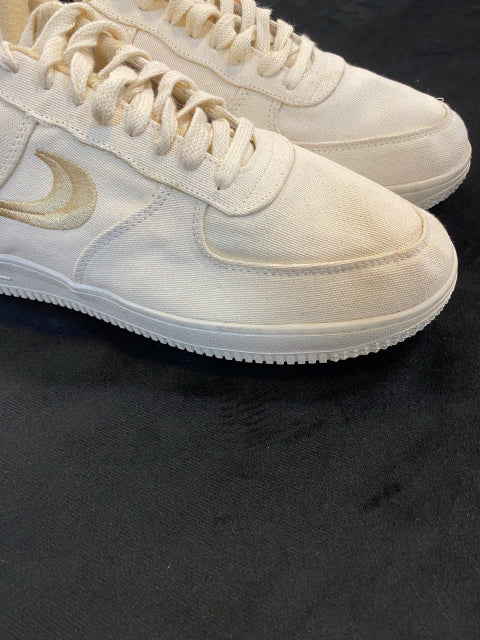 Air Force 1 '07 LV8 Gold Foil Swoosh