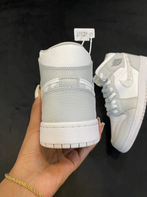 Nike Air Jordan 1 Retro High OG ´Neutral Grey´
