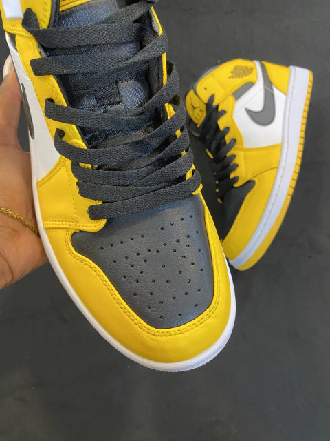 Nike Air Jordan 1 Retro High OG Taxi