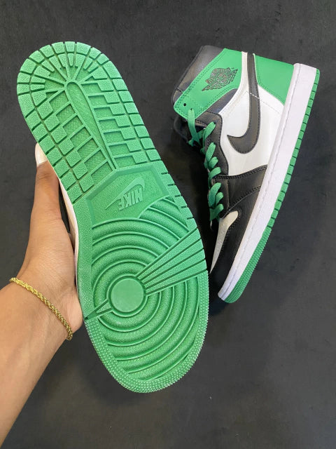 Nike Air Jordan 1 Retro High Og "Lucky Green"