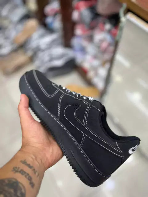 Air Force 1 Low Black Plantom
