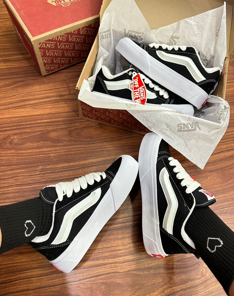 Vans kNU